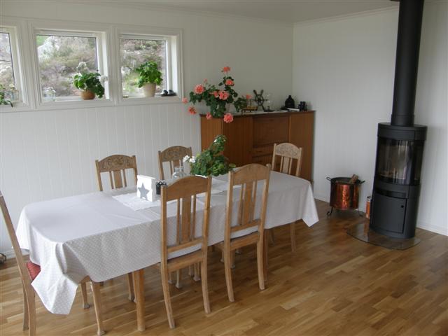 Lind 006Lind 006 002 (Small)_1